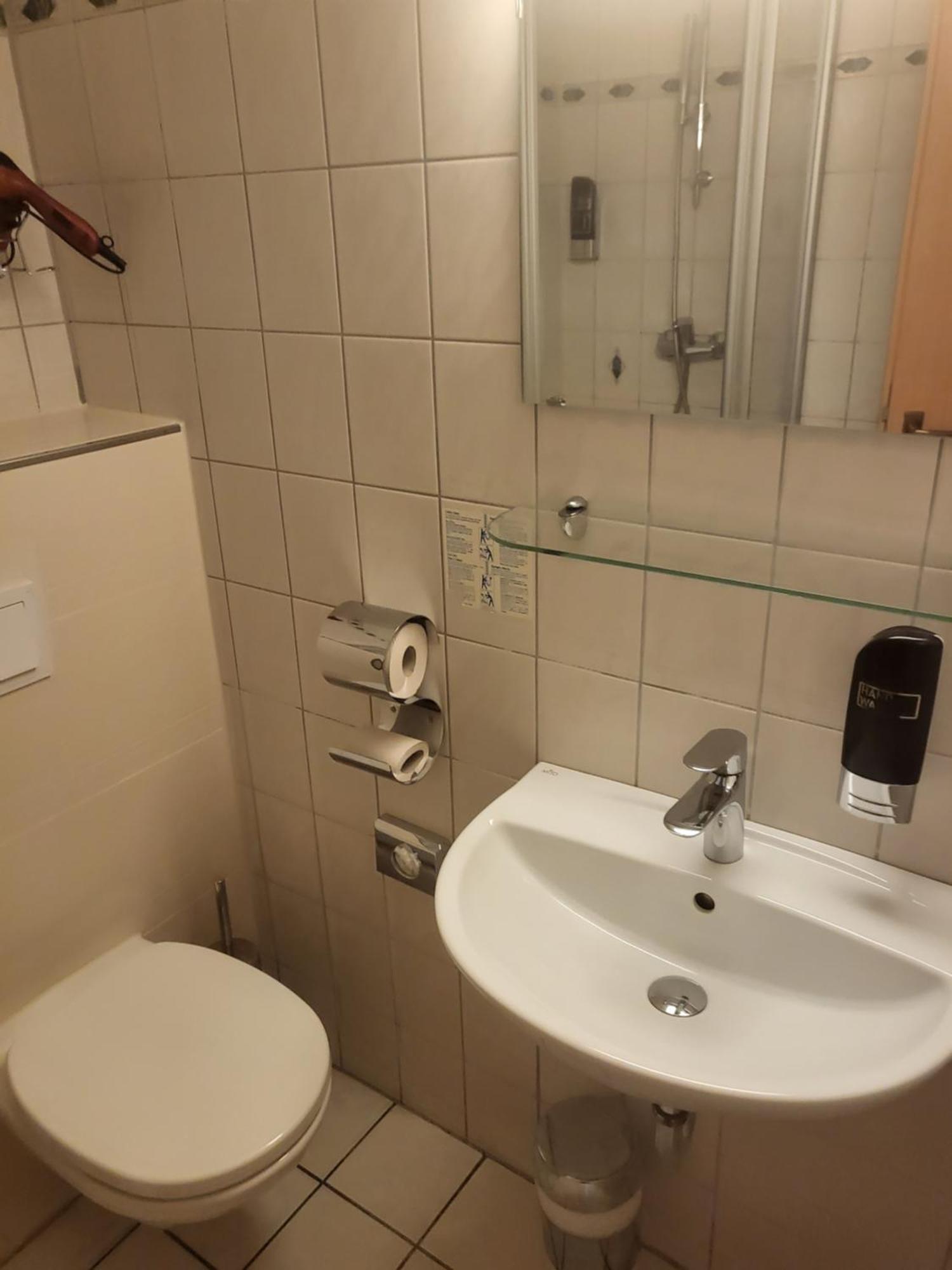 Pension Kuehnauer Hof Дессау Экстерьер фото