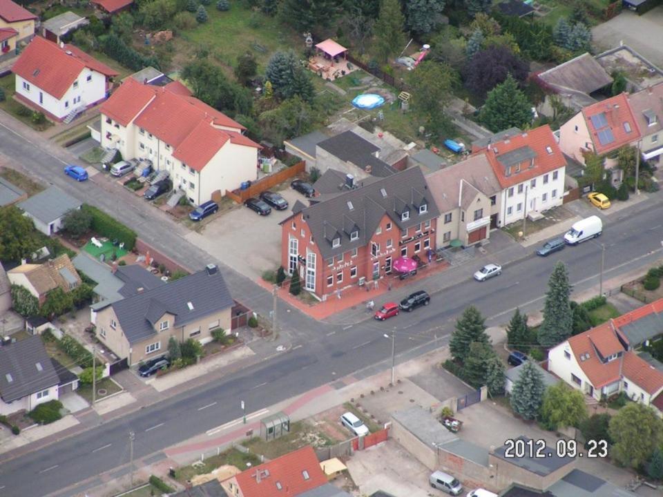 Pension Kuehnauer Hof Дессау Номер фото
